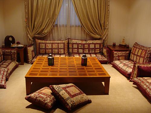 111 صور لغرف معيشة عربية تقليدية