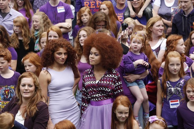 احتفالات ذوي الشعر الأحمر في هولندا ! (1)