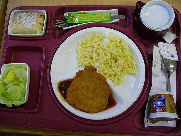 بالصور - كيف تبدو وجبات المستشفيات حول العالم ؟ (14)