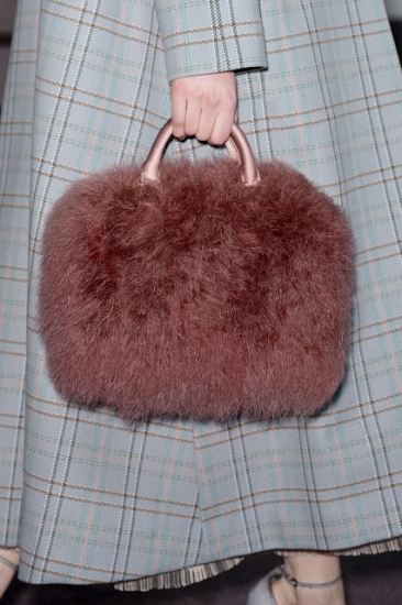 Louis-Vuitton-Fall-2013-Bags-36