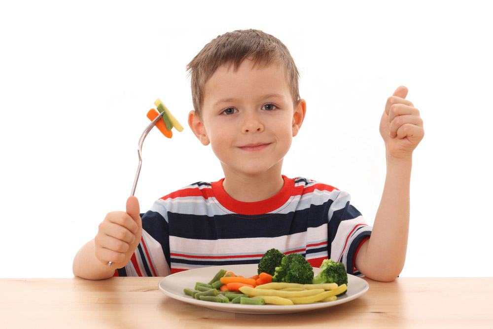 أطعمة تنشط ذاكرة طفلك و تعزز تحصيله العلمي