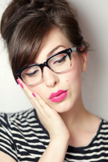 maquillage-lunettes-eye-liner-60-rétro-lunettes-classiques-noir-blanc
