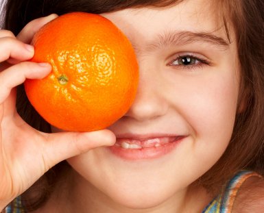 عصير الفواكه: هل هو جيد أم سيء للأطفال؟