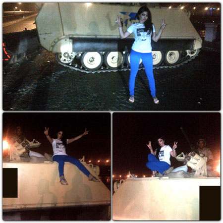 صور هيفاء وهبي وهي تعتلي دبابة من دبابات الجيش المصري 