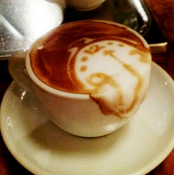 ياباني Kazuki Yamamoto مبدع في الرسم على القهوة
