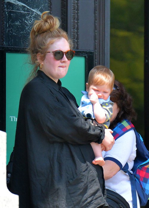 adele with her son (5)