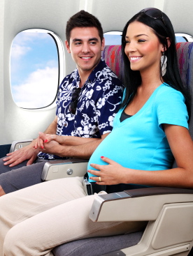 هل السفر بالطائرة خلال الحمل أمن ؟