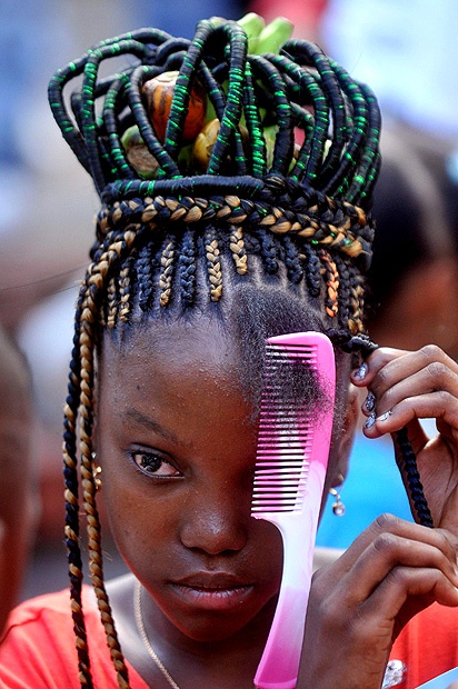 المسابقة السنوية لتسريحات الشعر الافريقية 10