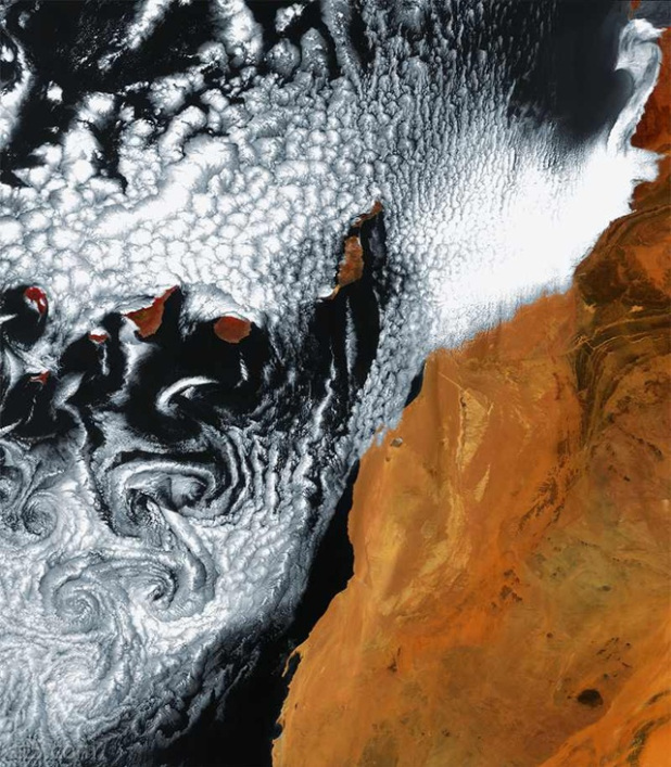 صور للأرض من الفضاء تبدو كلوحة رسمها فنان  