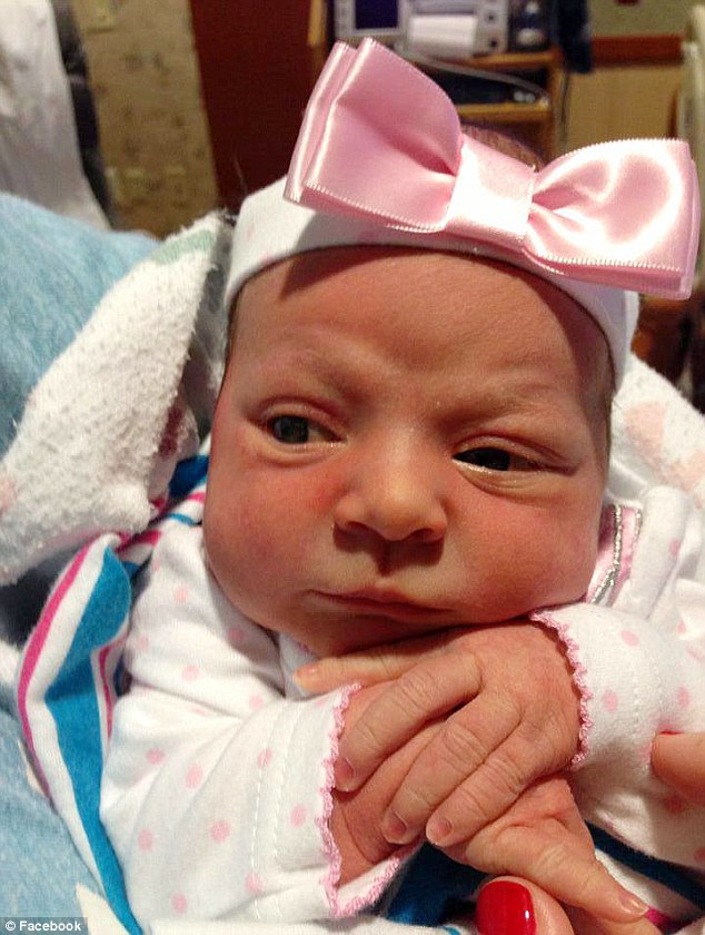 طفلة امريكية تولد بعد وفاة امها ب4 اشهر 5