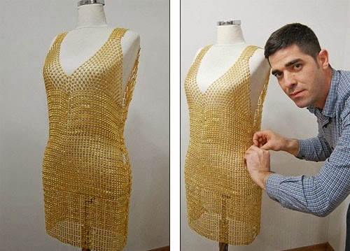 صور لفستان مصنوع من الذهب بتكلفة 130 الف دولار 
